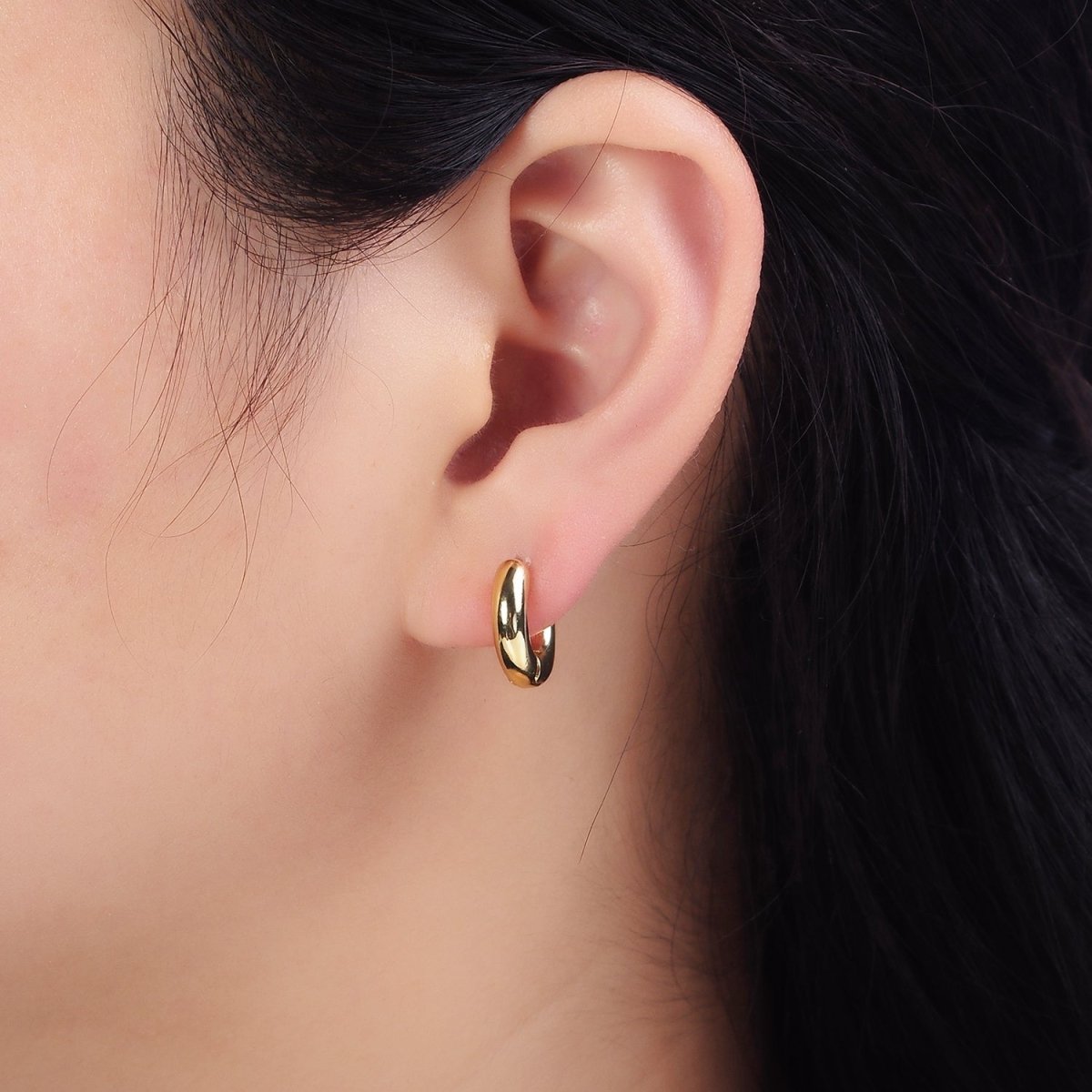 Stainless Steel 14mm Gold Chubby Minimalist Huggie Earrings | AD1405