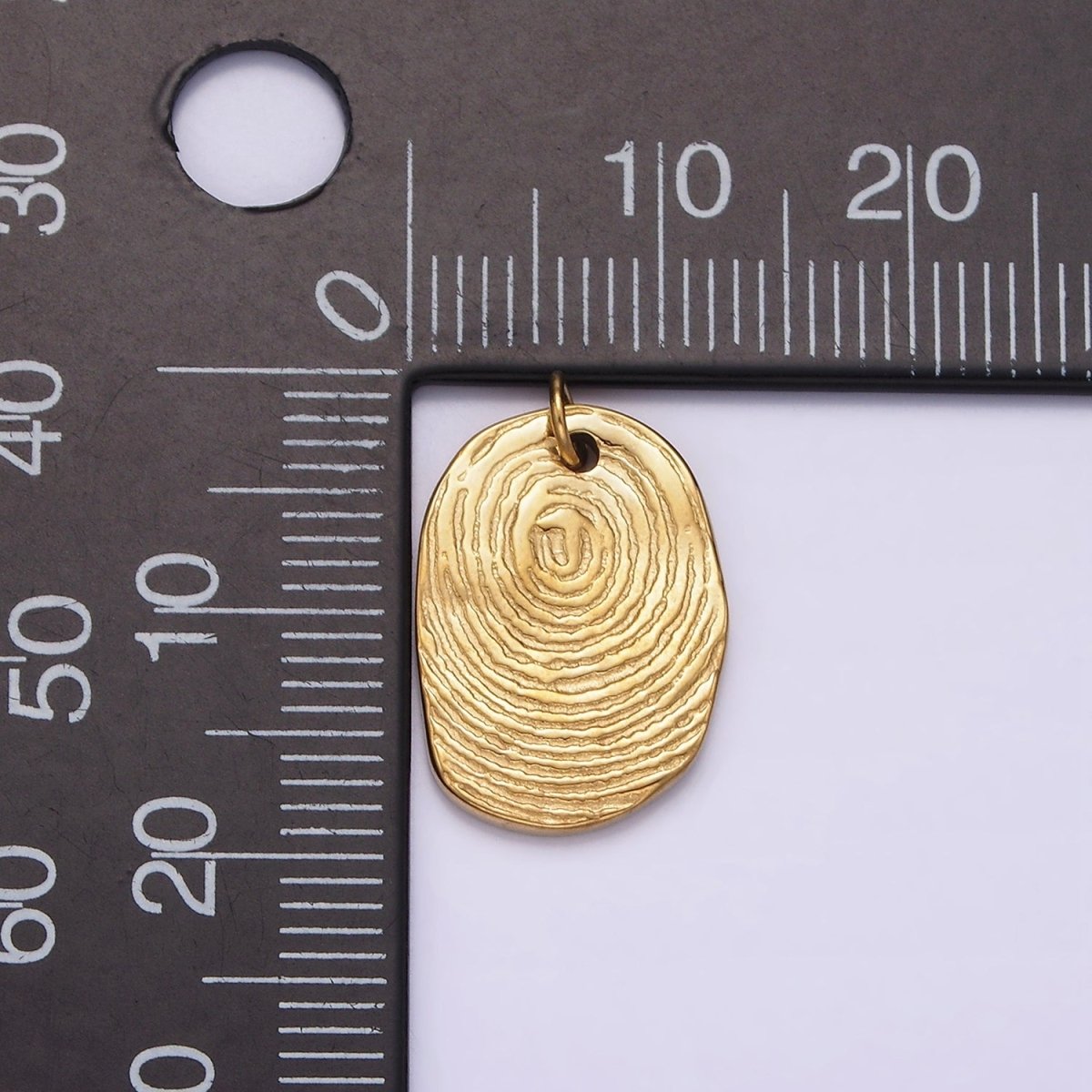 Stainless Steel 17.5mm Circular Line-Textured Hammered Oval Charm | P1235