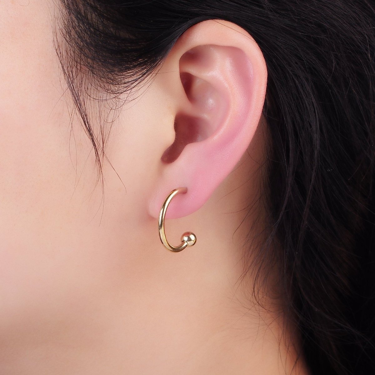 Stainless Steel 20mm Bead C-Shaped Minimalist Hoop Earrings | AE481