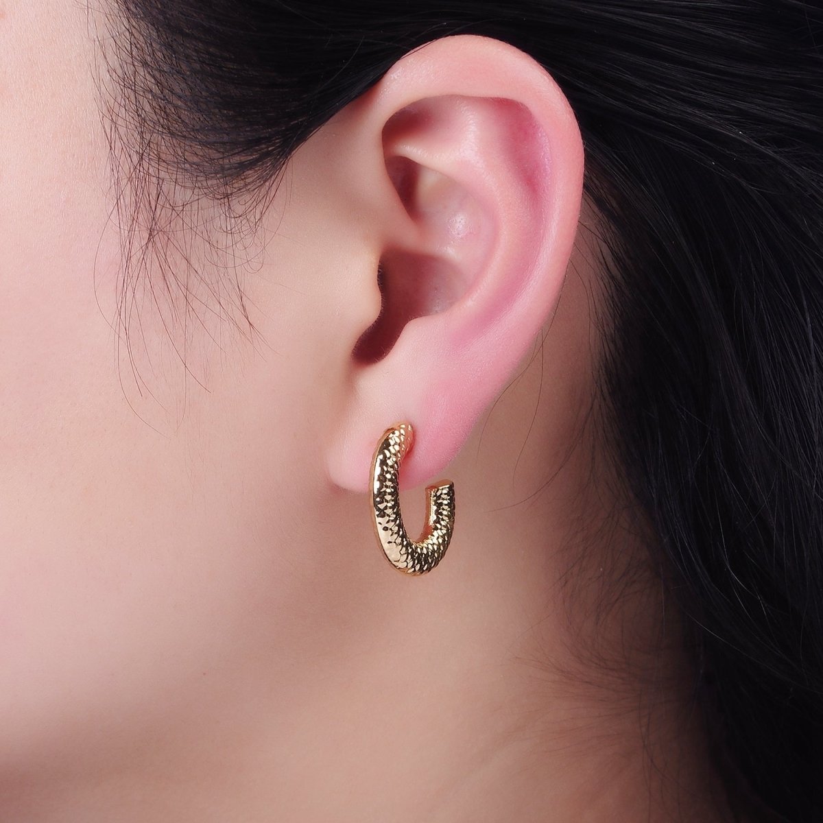 Stainless Steel 20mm Dotted Chubby C-Shaped Hoop Earrings | AE445