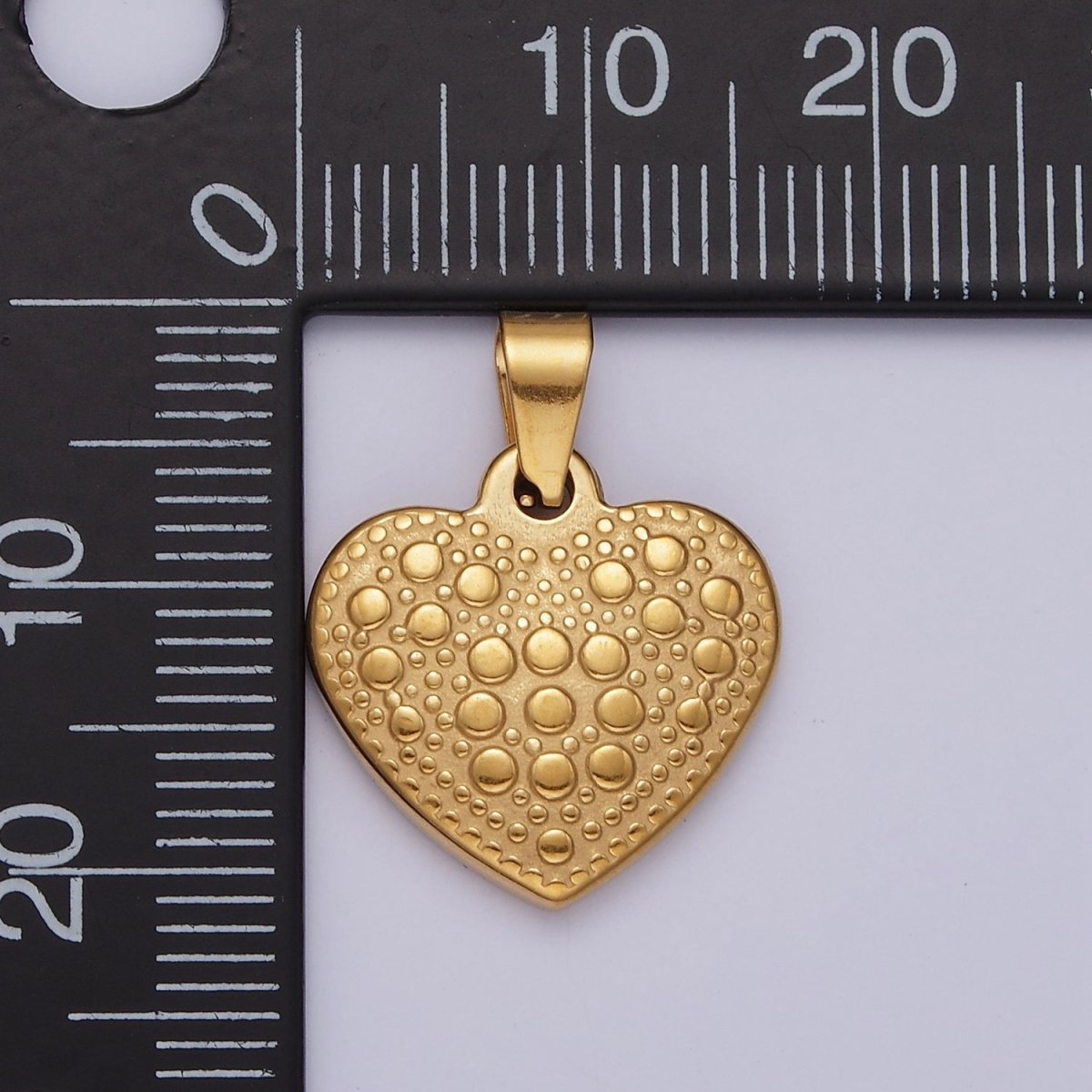 Stainless Steel 21mm Minimalist Dotted Heart Pendant | P-796