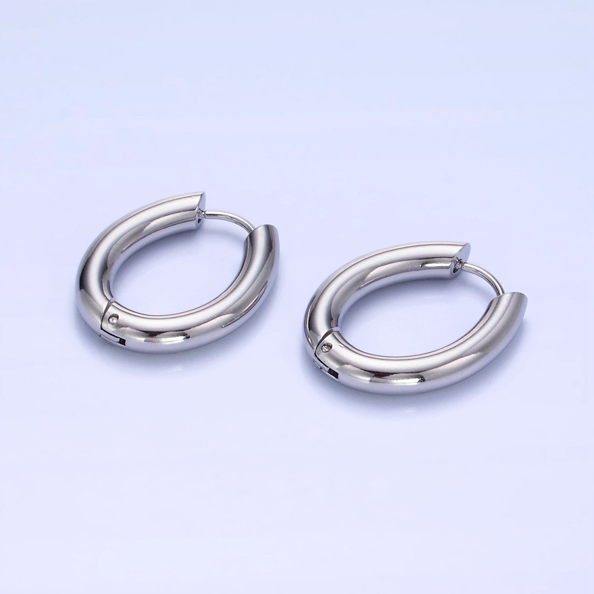 Stainless Steel 25mm Minimalist Oblong Hoop Earrings in Gold & Silver | P446 P447