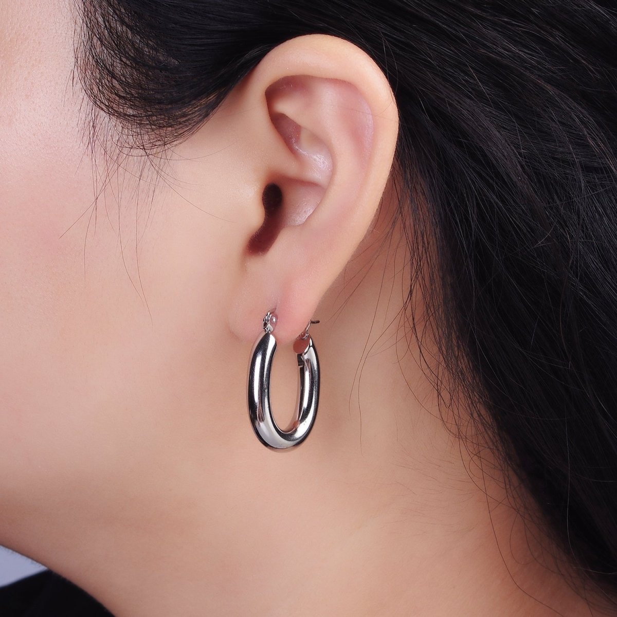 Stainless Steel 28mm Chubby Oblong Latch Hoop Earrings in Gold & Silver | AE210 AE211