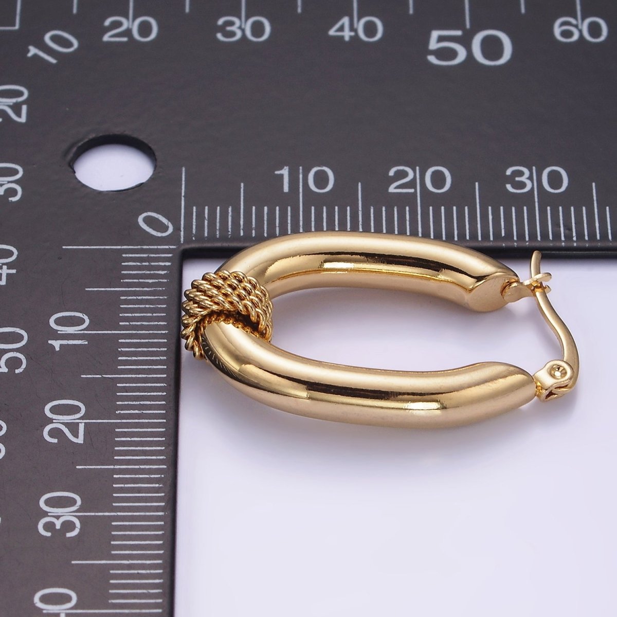 Stainless Steel 30mm Multiple Twist Croissant Chubby Oblong Latch Hoop Earrings | AE437