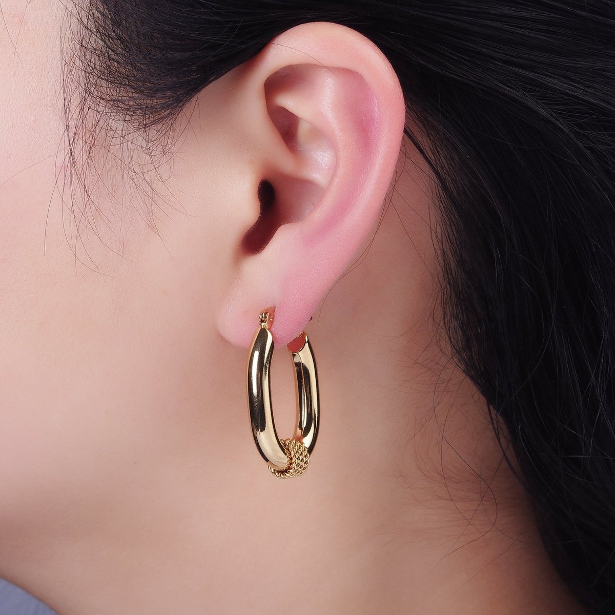 Stainless Steel 30mm Multiple Twist Croissant Chubby Oblong Latch Hoop Earrings | AE437