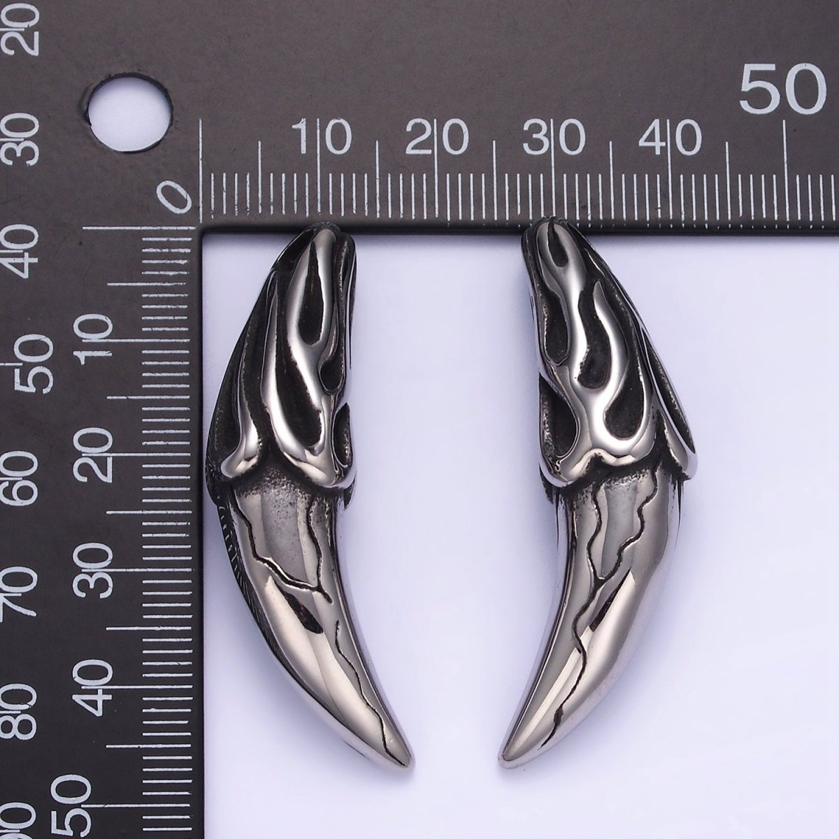 Stainless Steel 45mm Edged Flame Tusk Charm | P944