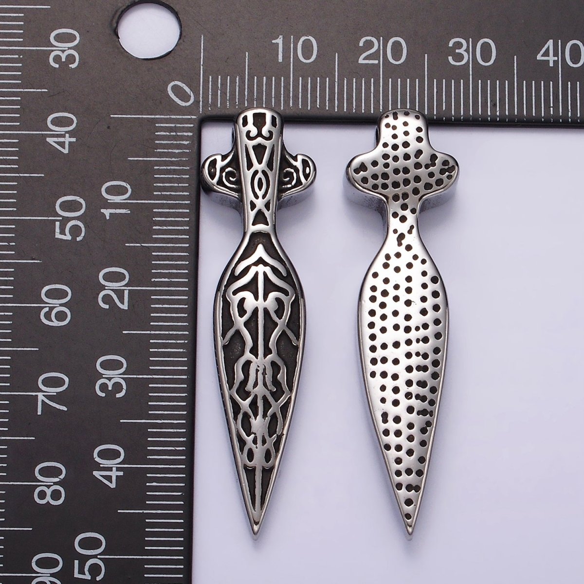 Stainless Steel 47mm Artisan Sword Dagger Knife Weapon Pendant | P1362