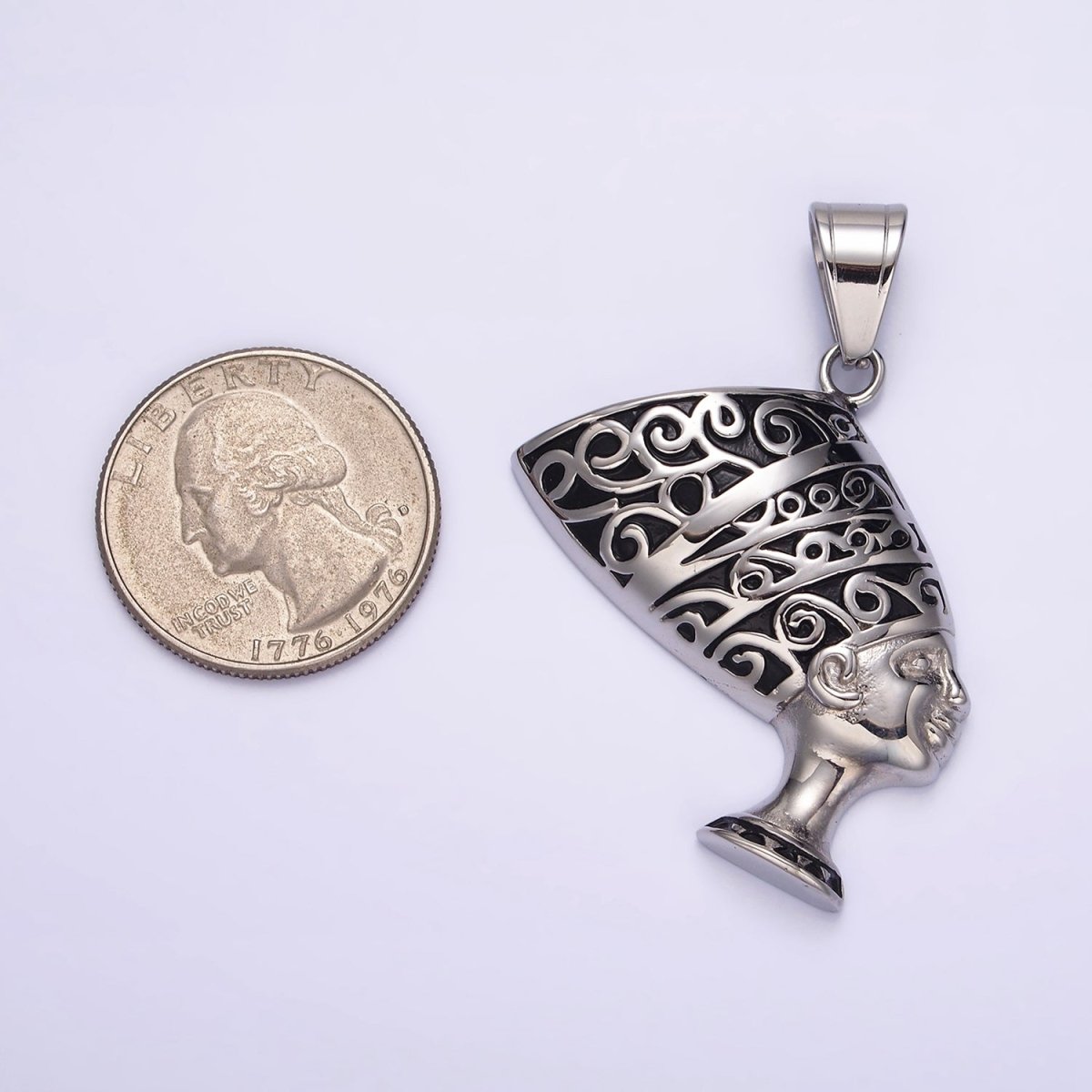 Stainless Steel 47mm Queen Nefertiti Egyptian Goddess Black-Silver Pendant | P-773