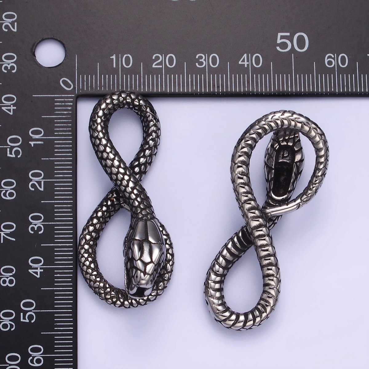 Stainless Steel 50mm Scale-Textured Leaping Snake Serpent Animal Infinity Pendant | P1417