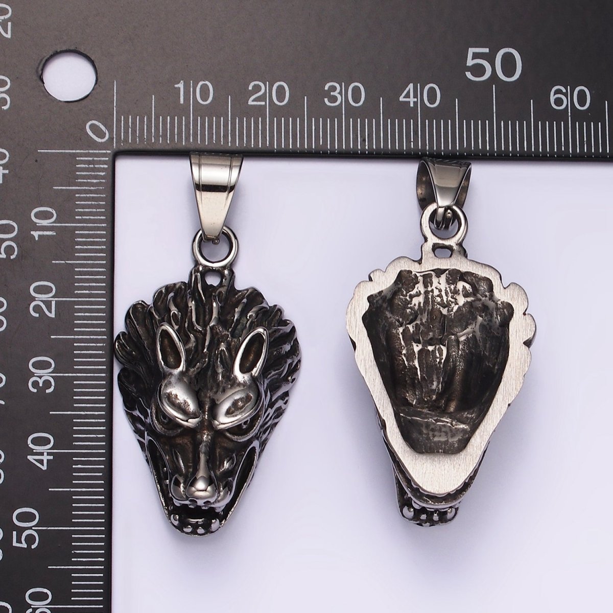 Stainless Steel 50mm Snarling Wolf Animal Head Oxidized Pendant | P1174