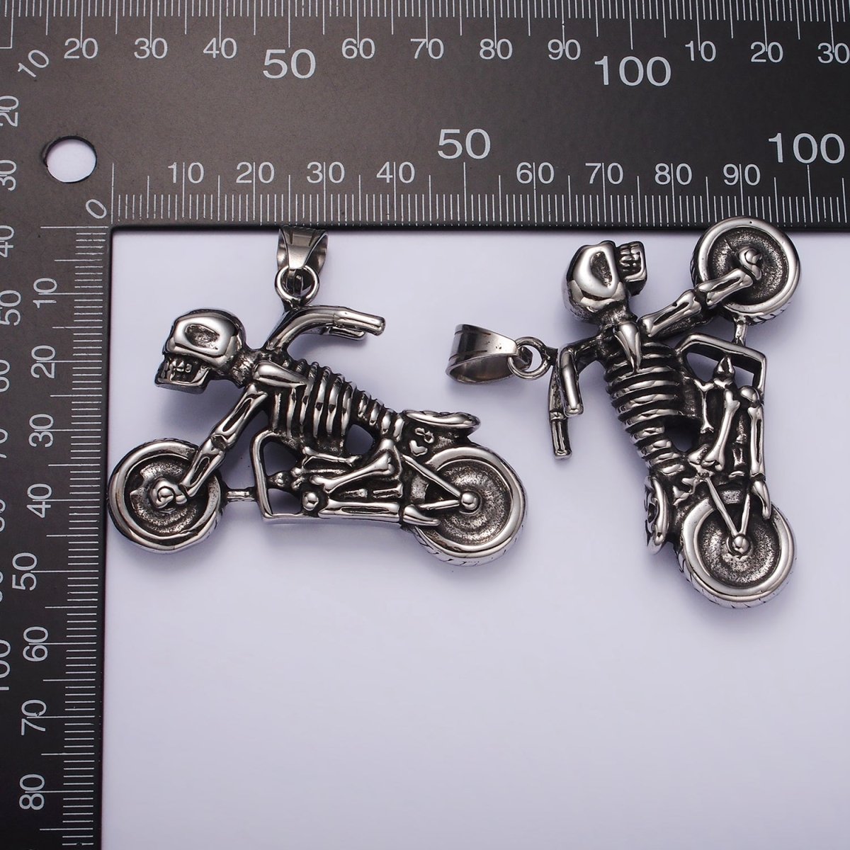 Stainless Steel Human Skeleton Skull Motorcycle Vehicle Pendant | P1061
