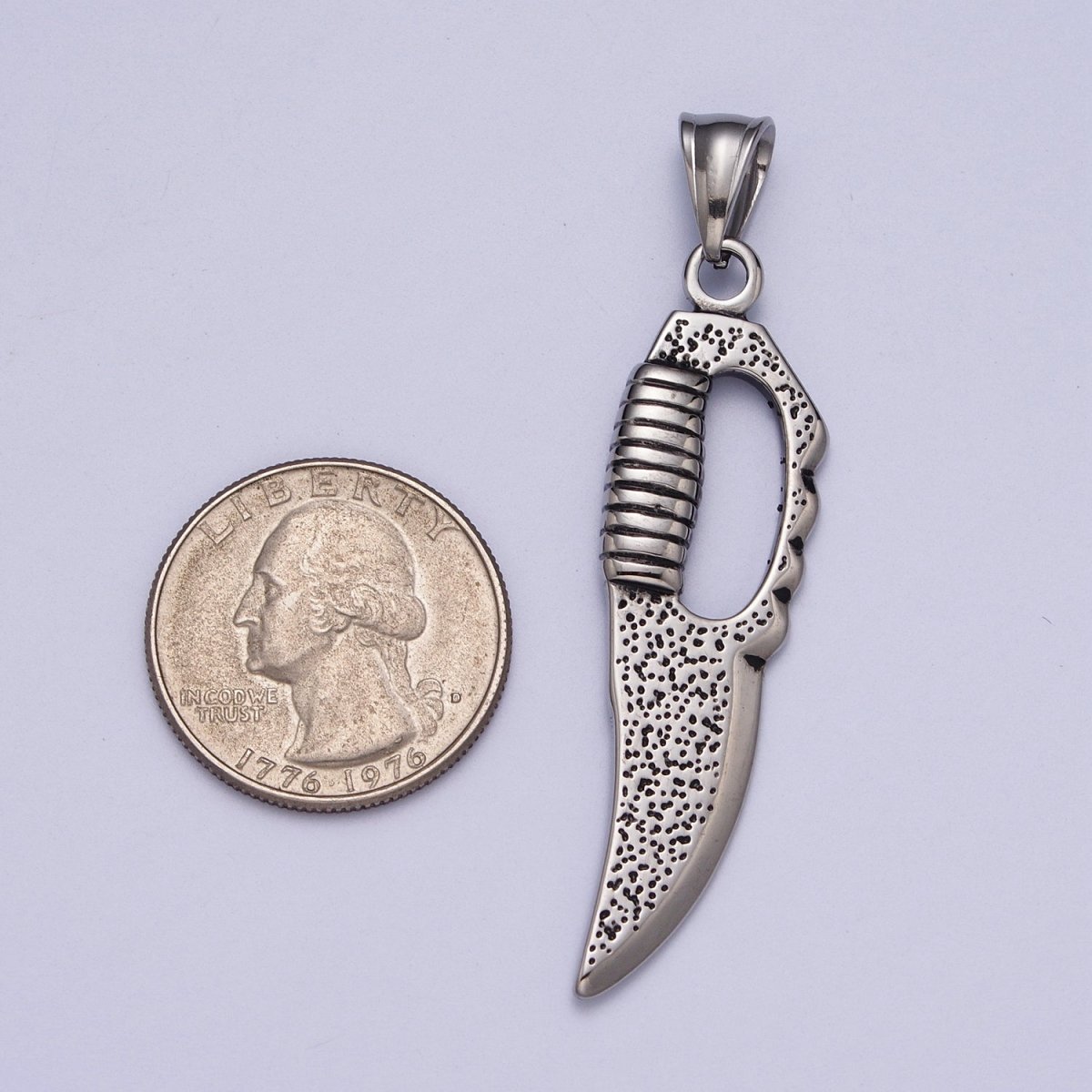 Stainless Steel Knife Dagger Self-Defense Weapon Statement Pendant J-415
