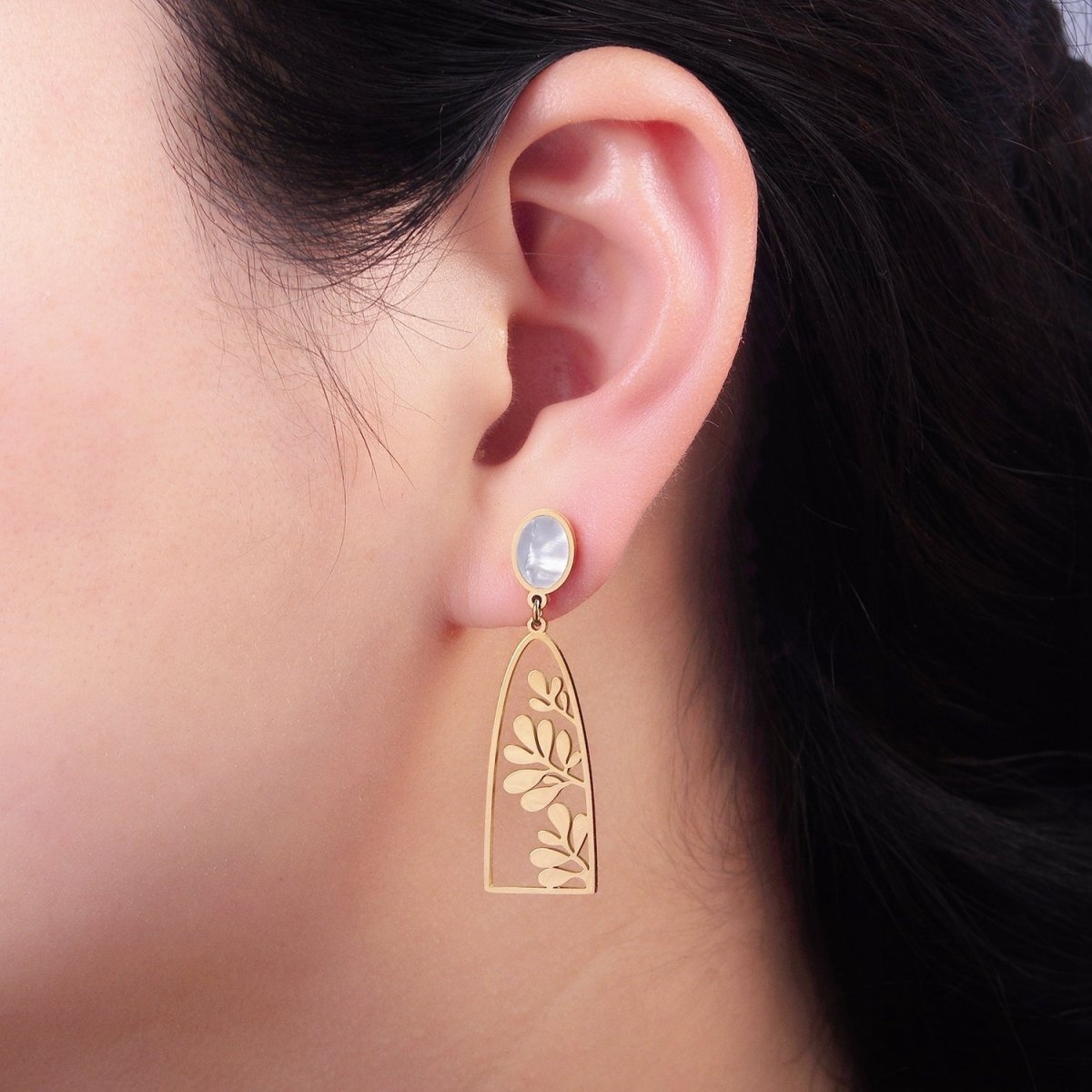 Stainless Steel Open Nature Compound Leaf Shell Pearl Oval Stud Drop Earrings Set | AE461