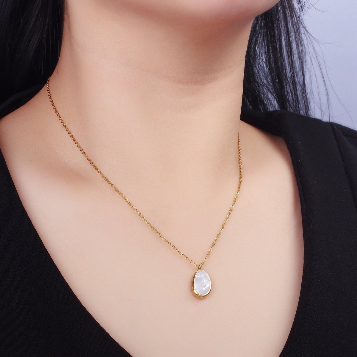 Stainless Steel Shell Pearl Abstract Bezel Pendant Cable Chain 16 Inch Choker Necklace | WA-2412