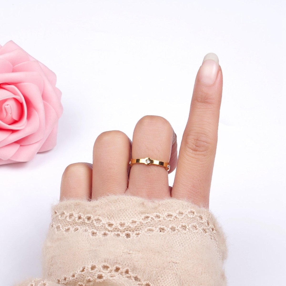Stainless Steel Triple Clear Round Bezel Lined Adjustable Ring | O1293