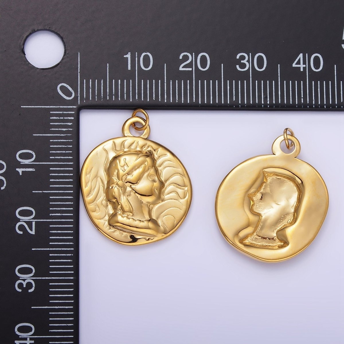 Stainless Steel Women Portrait Lined Abstract Round Charm | P975