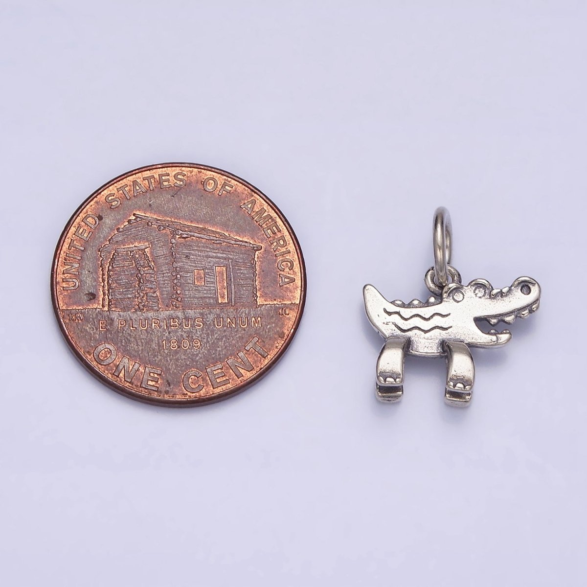 Sterling Silver S925 Smiling Alligator Crocodile Line Scaled Textured Animal Charm | SL-287
