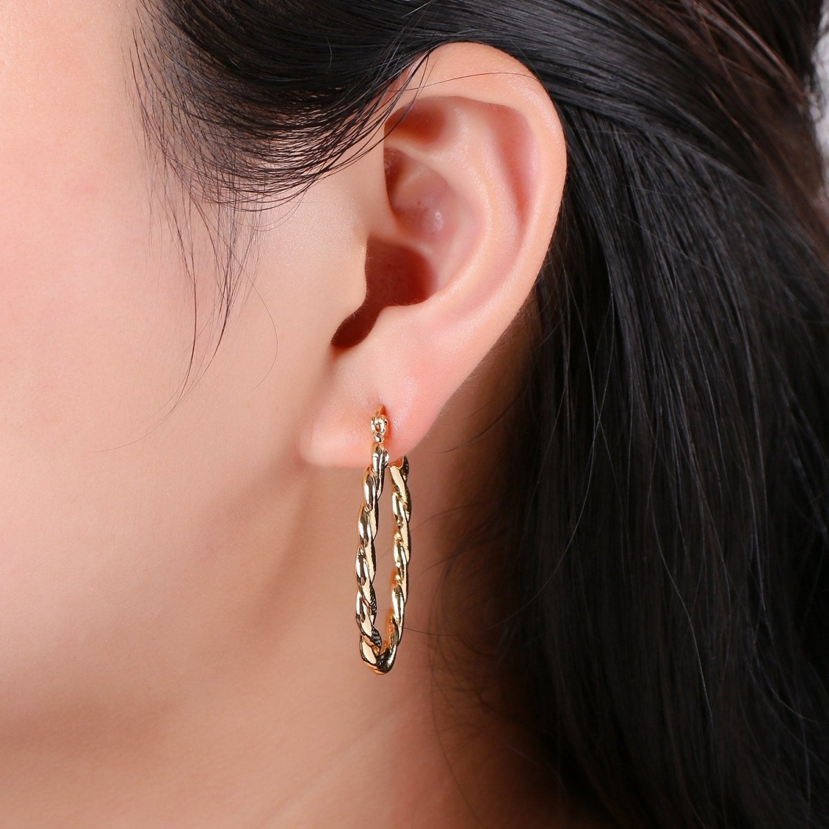 Thick Gold Oval Hoops Twisted Croissant Medium Trendy Hoop Earrings Gold Vermeil Earring Statement hoops fashion earrings for gift Q-236