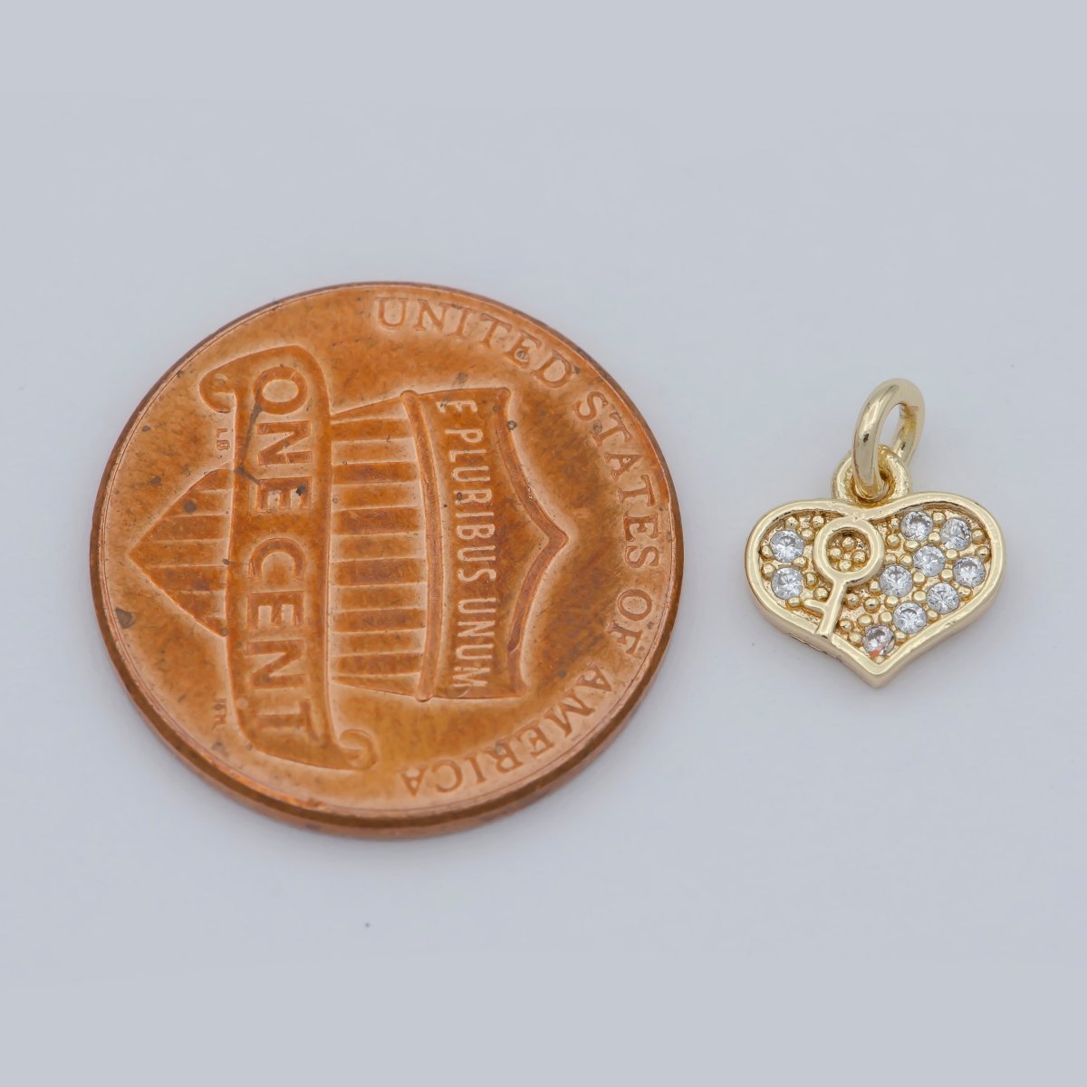 Tiny Gold Lock Key Pendant Charm, Dainty Heart charm for Bracelet Necklace Earring Component M-370