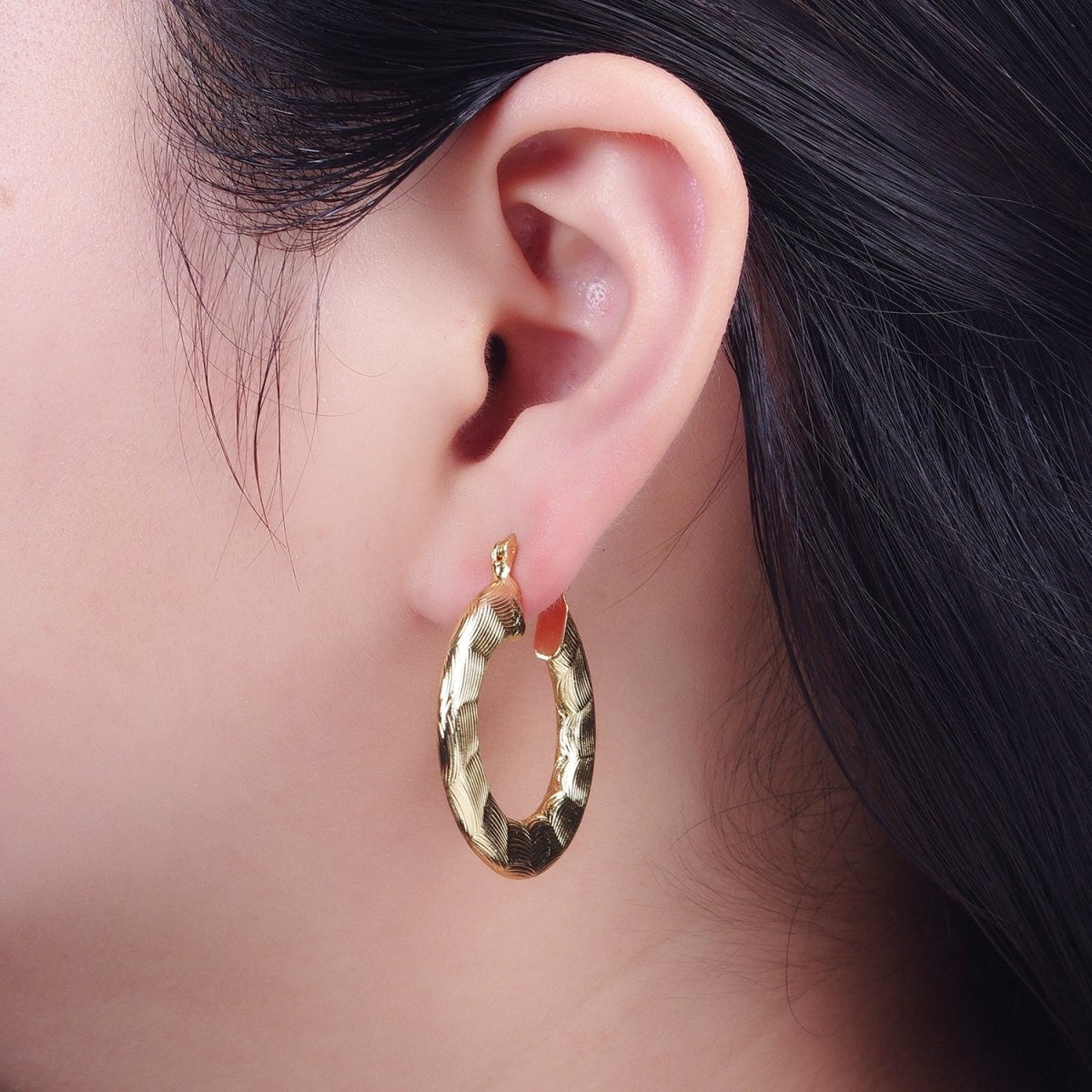 Unique Gold Hoops Pattern Earring for Fashion Statement Jewelry T-024