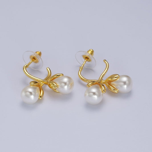 White Pearl Hanging Flowers Gold Stud Earrings | AB005