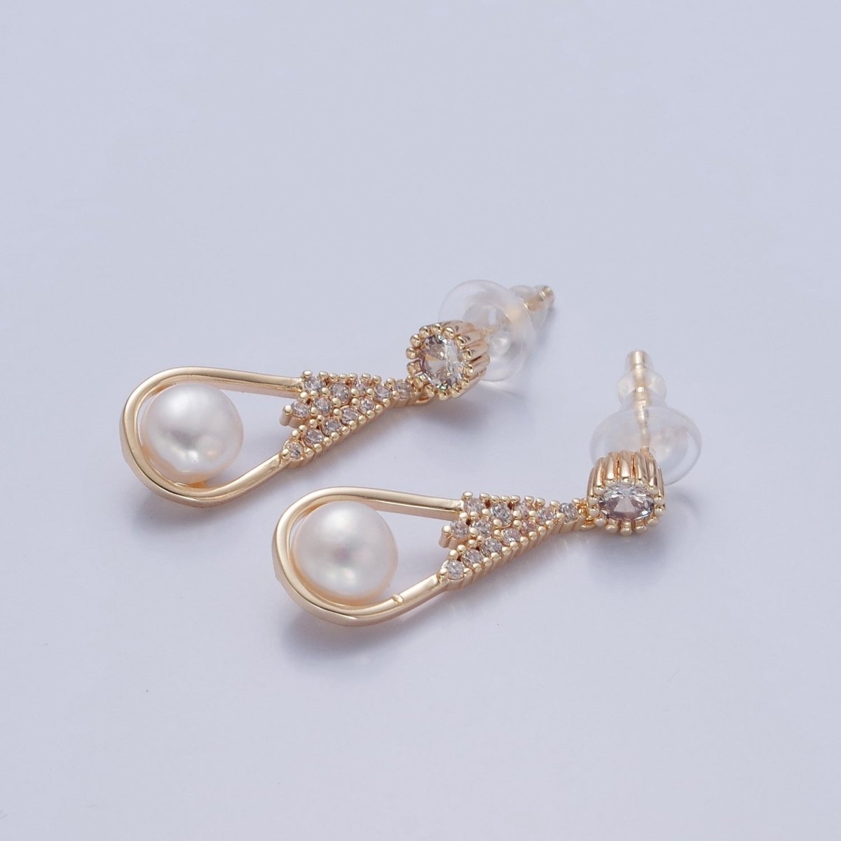 White Pearl Stud Earring with Tear Drop Gold Micro Pave for Wedding Jewelry T-535