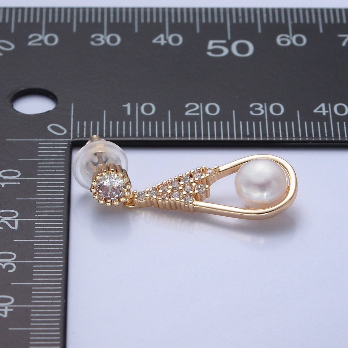 White Pearl Stud Earring with Tear Drop Gold Micro Pave for Wedding Jewelry T-535