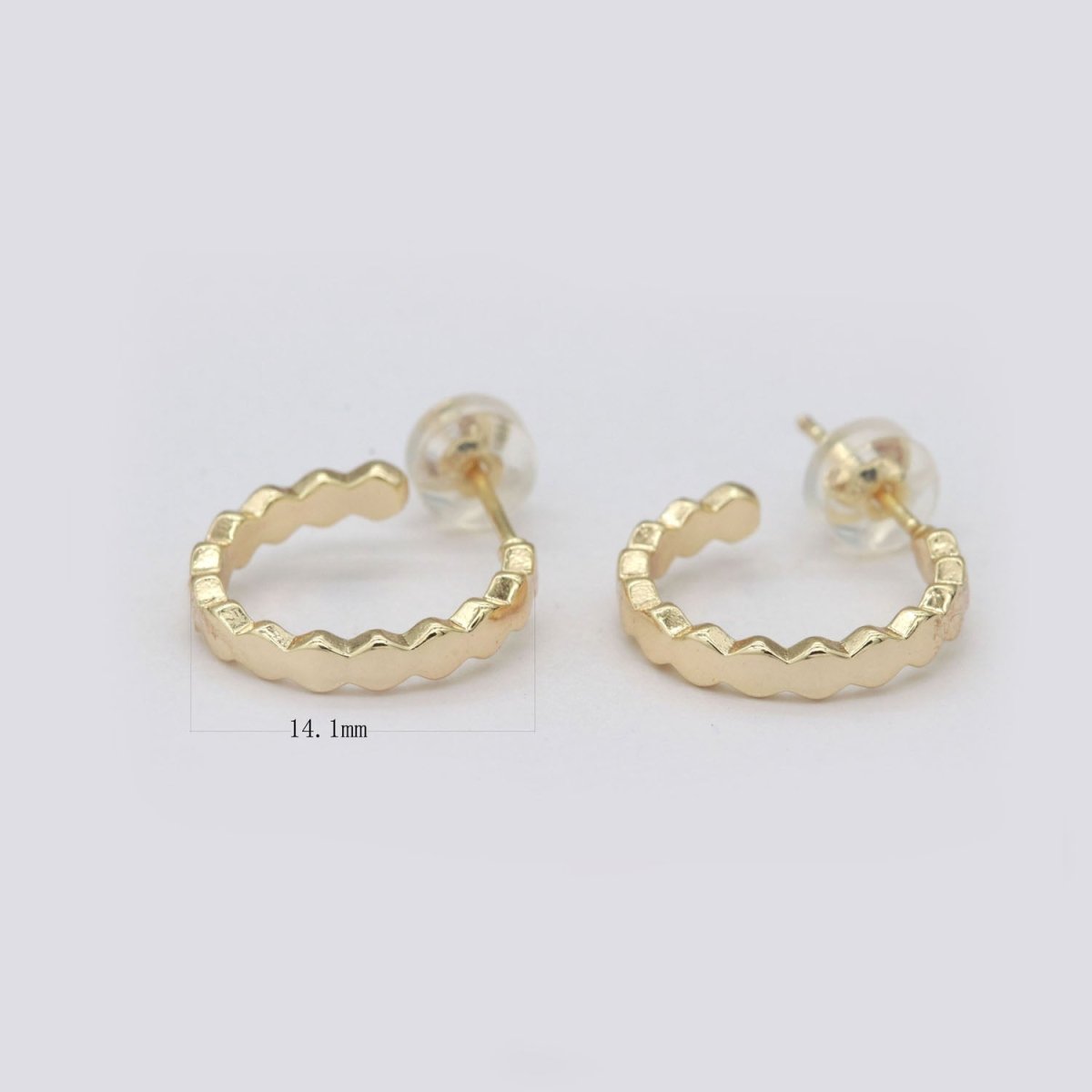 Zig Zag Hoop Earring 15mm Dainty Hoops P-182