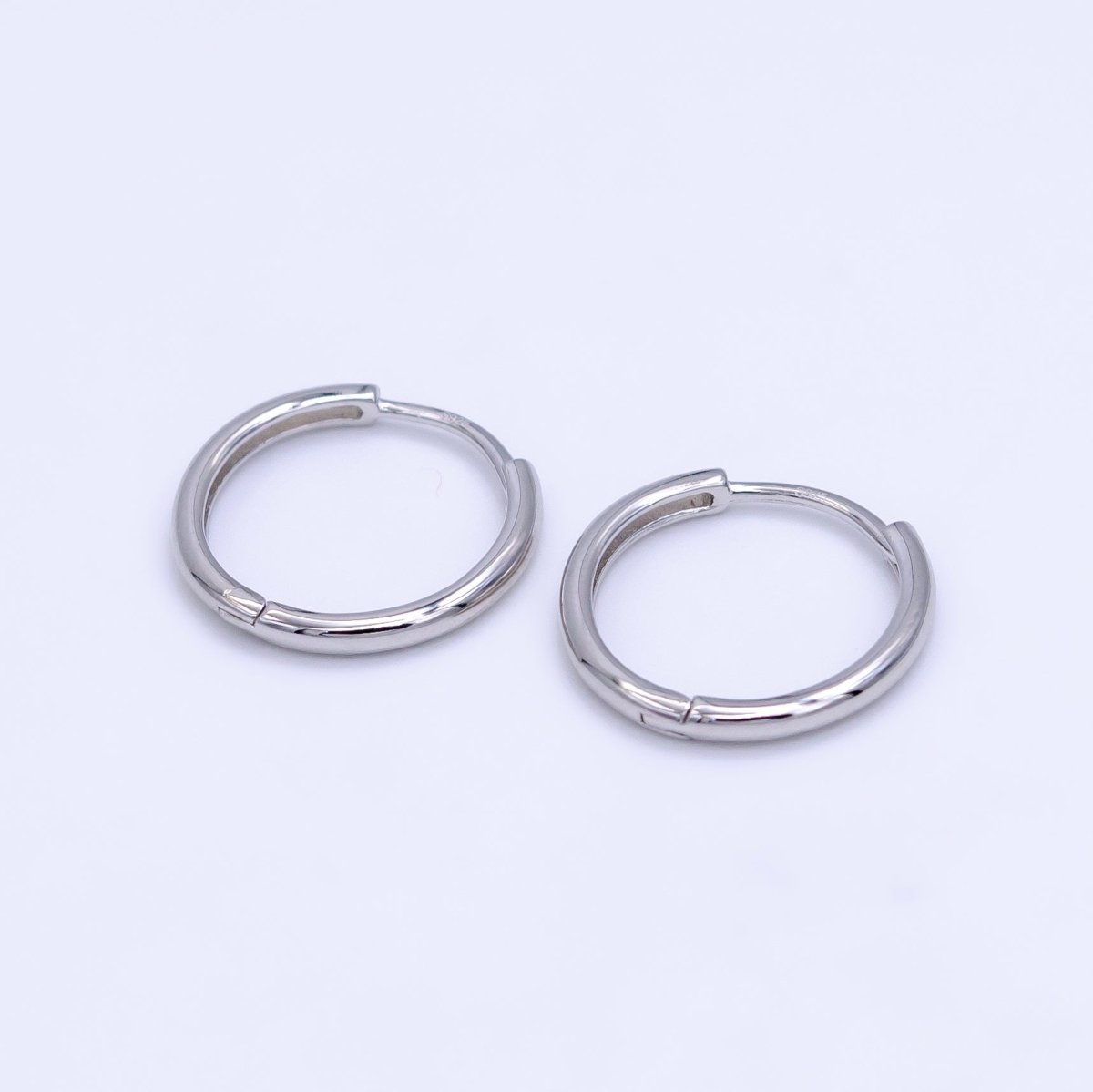 S925 Sterling Silver 16mm Minimalist Huggie Earrings | SL-495
