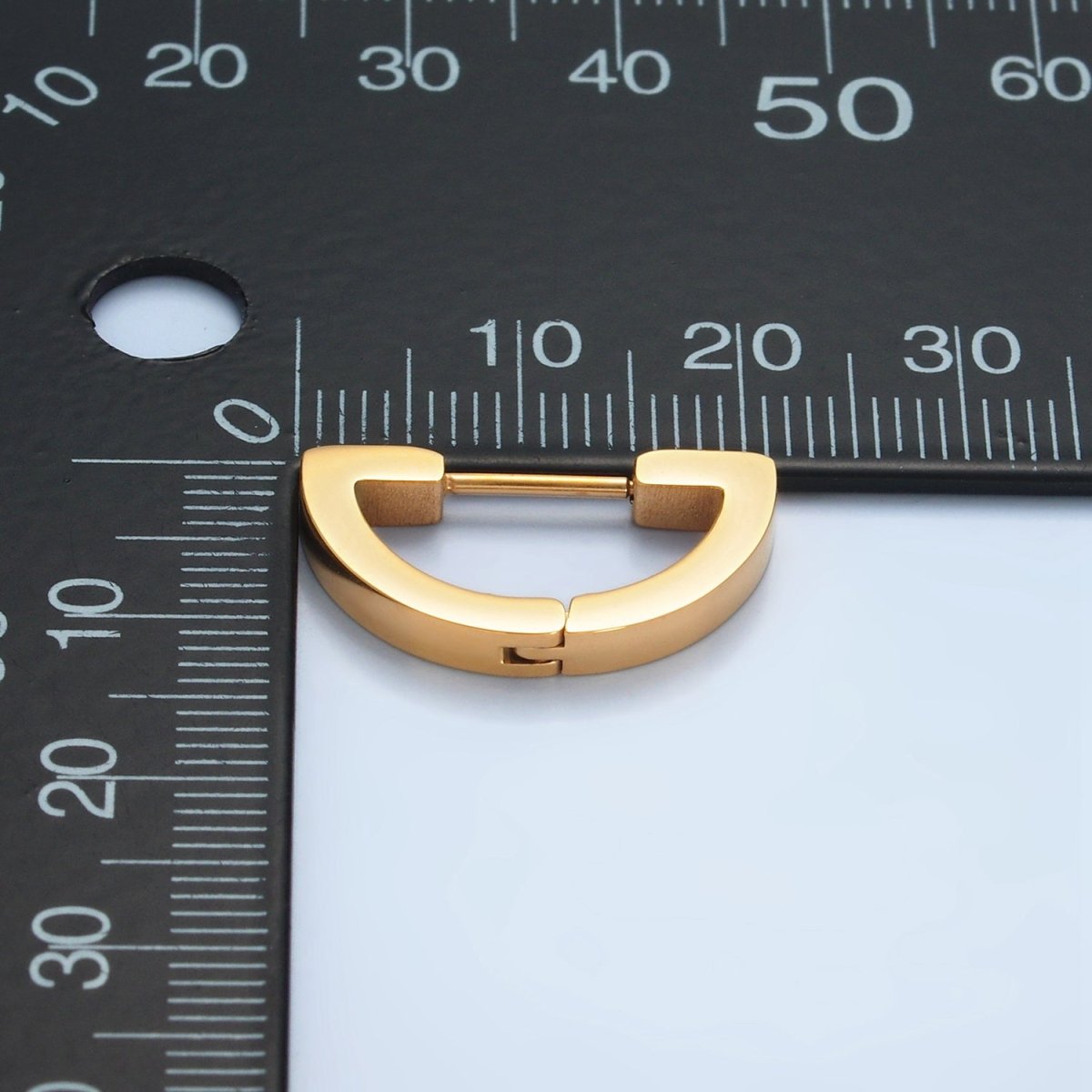 Stainless Steel 14mm D-Shaped Minimalist Cartilage Huggie Earrings | P106