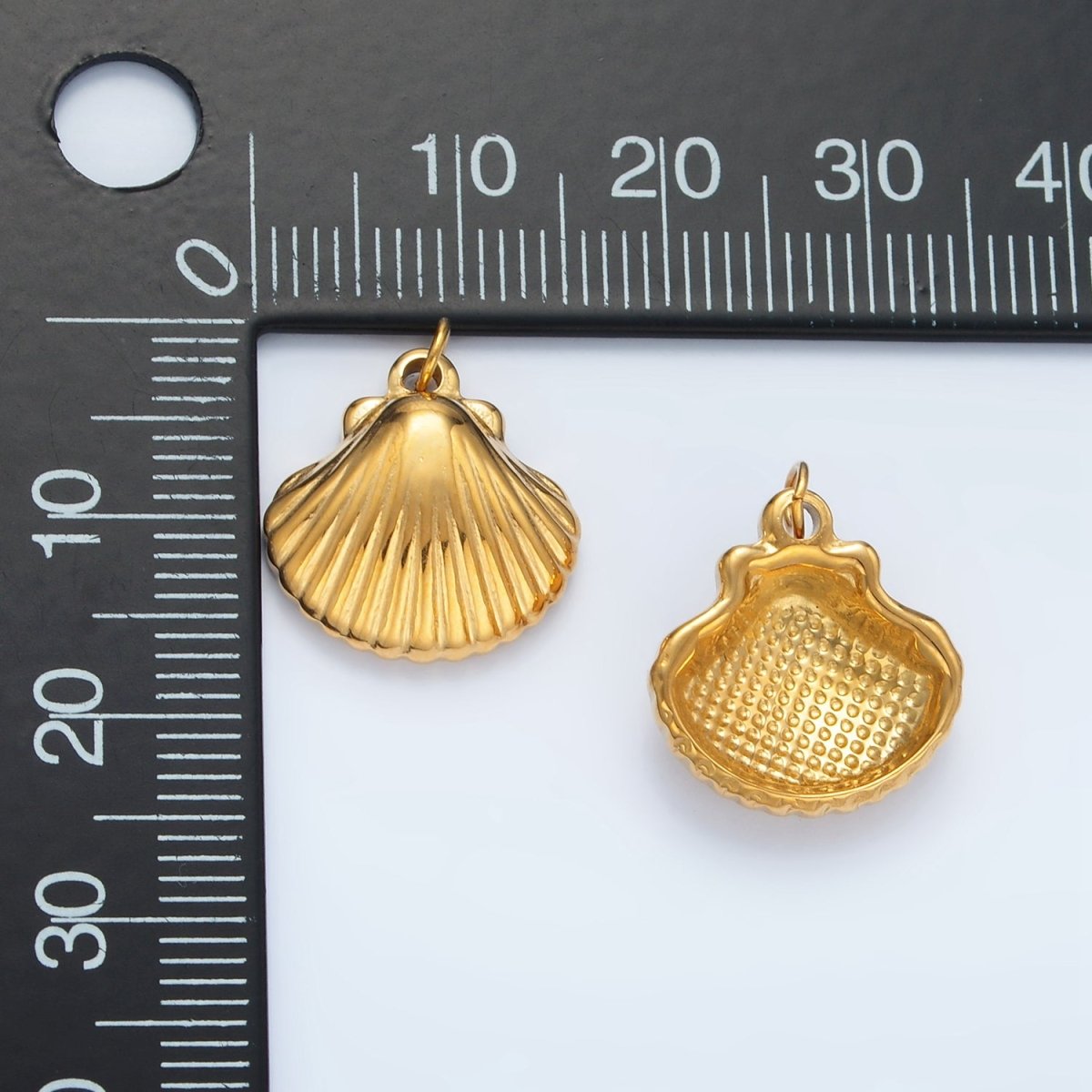 Stainless Steel 15mm Minimalist Clam Sea Shell Charm | P700