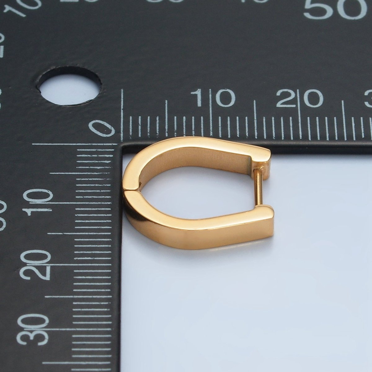 Stainless Steel 16mm U-Curved Oblong Huggie Earrings | P090