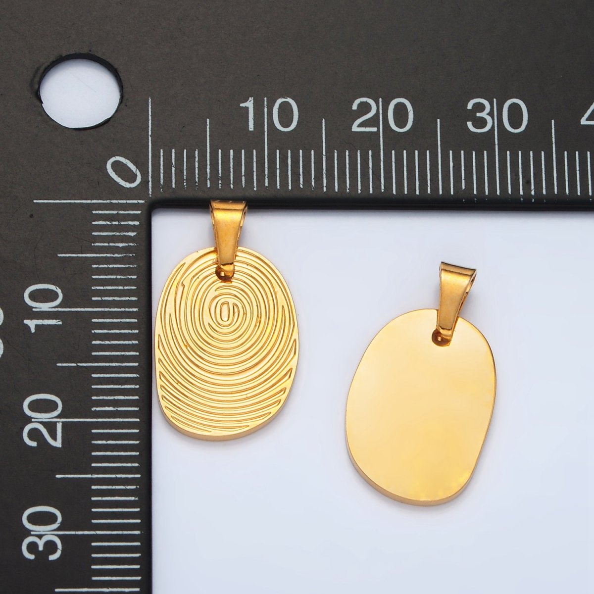 Stainless Steel 20mm Circular Band Oval Pendant | P1476