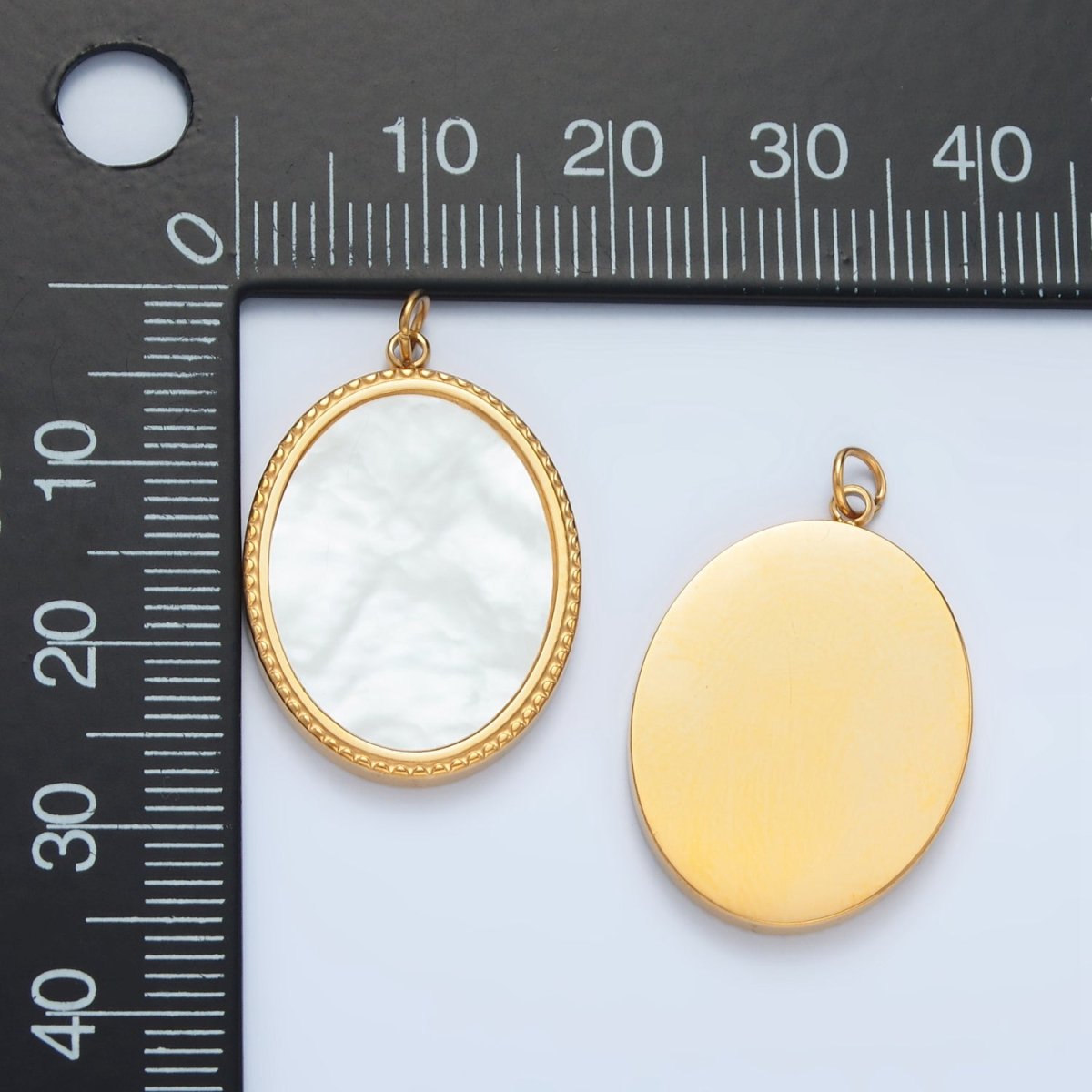 Stainless Steel 25mm Shell Pearl Oval Edged Bezel Charm | P1217