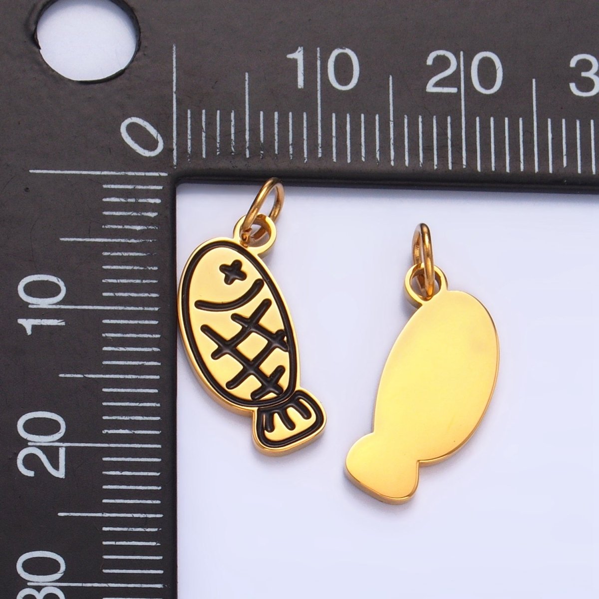 Stainless Steel Black Enamel Outline Fish Sea Animal Charm | P1320