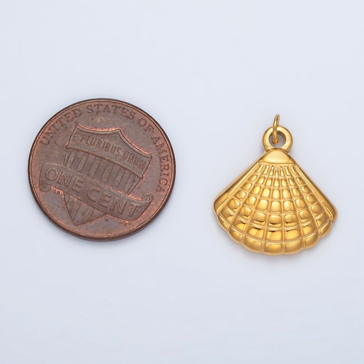 Stainless Steel Clam Sea Shell Minimalist Mini Charm | P1038