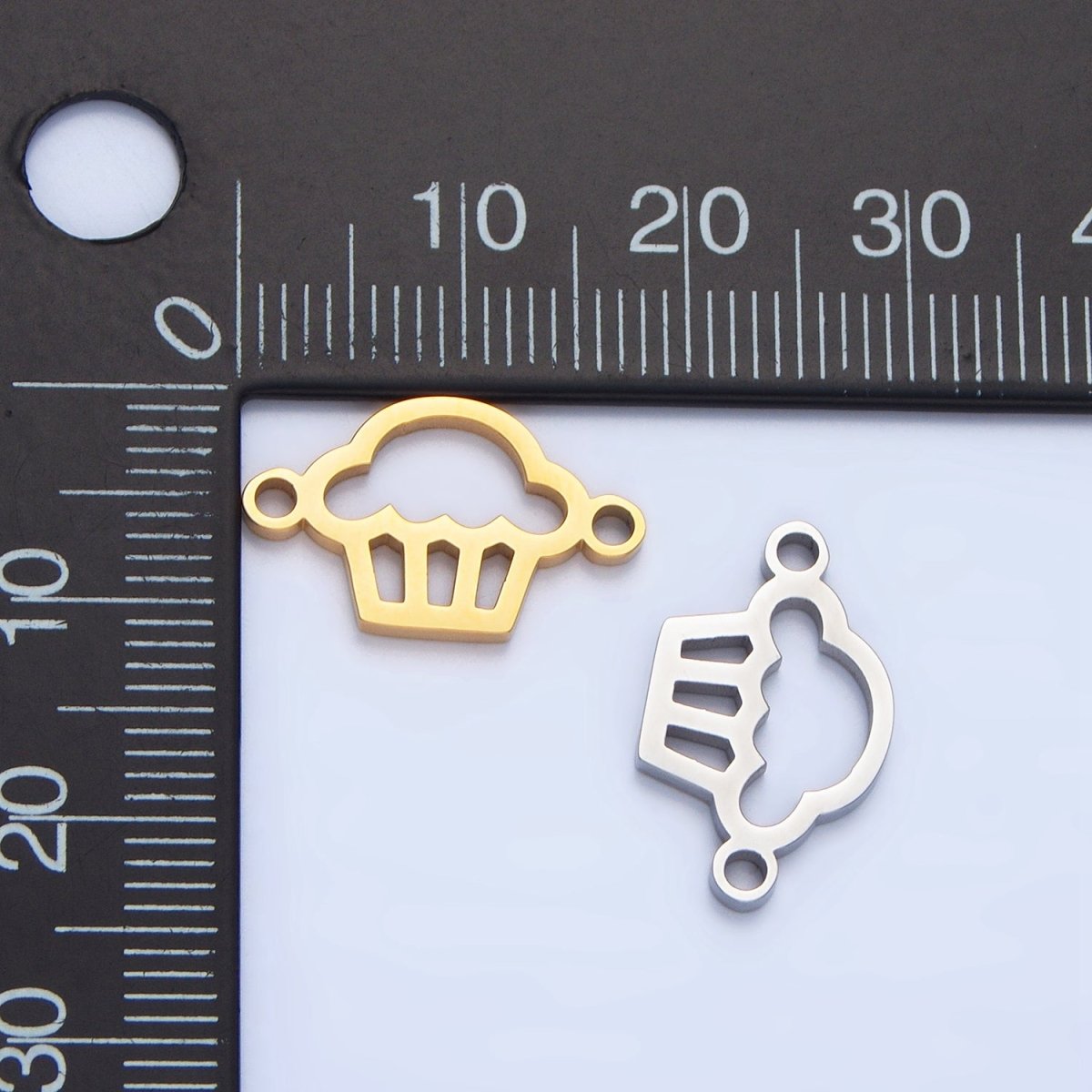 Stainless Steel Cupcake Muffin Desert Open Connector in Gold & Silver | F276