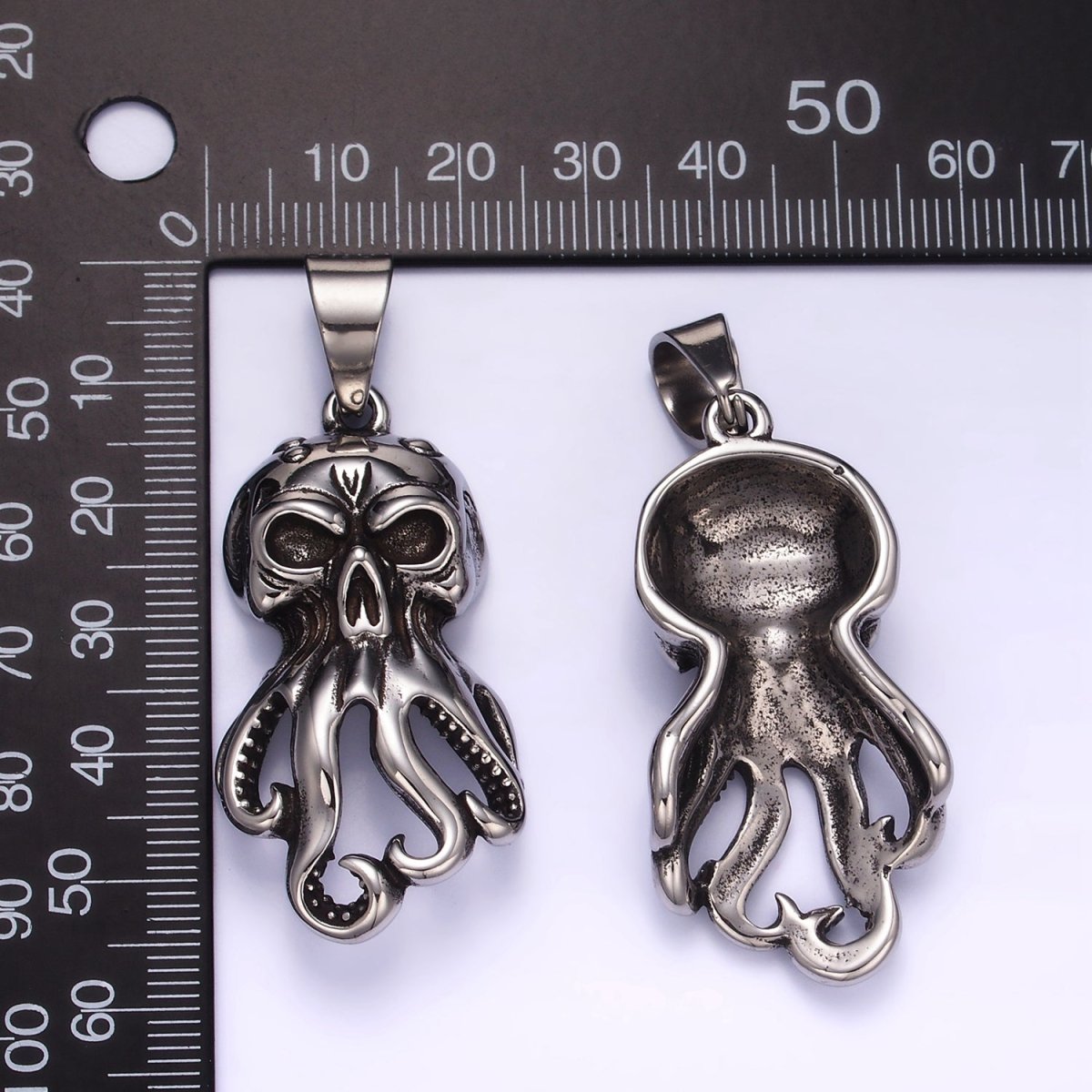 Stainless Steel Octopus Charms Monster Alien Pendant | P1432